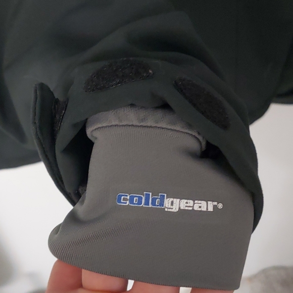 Under Armour jacket - Picture 4 of 4